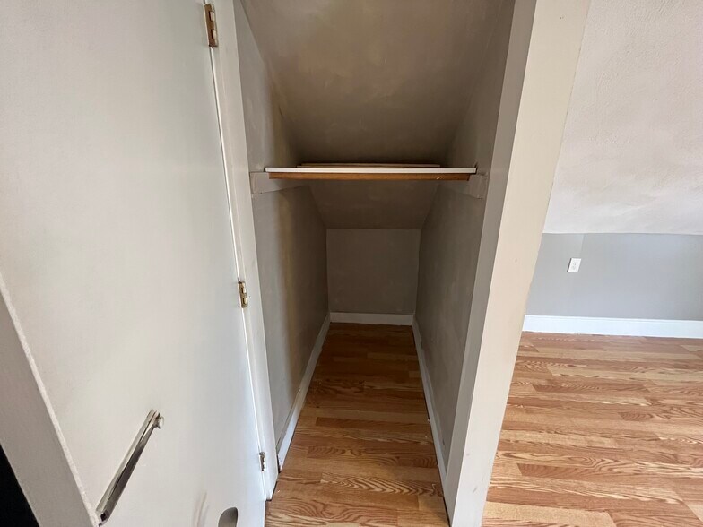 Building Photo - 192 State St