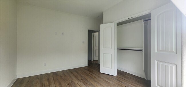 Building Photo - 452 N Cattle Dr