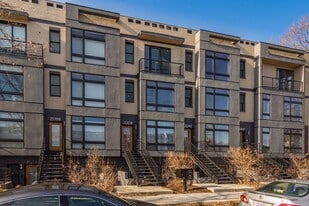 Building Photo - 2122 3rd St NE