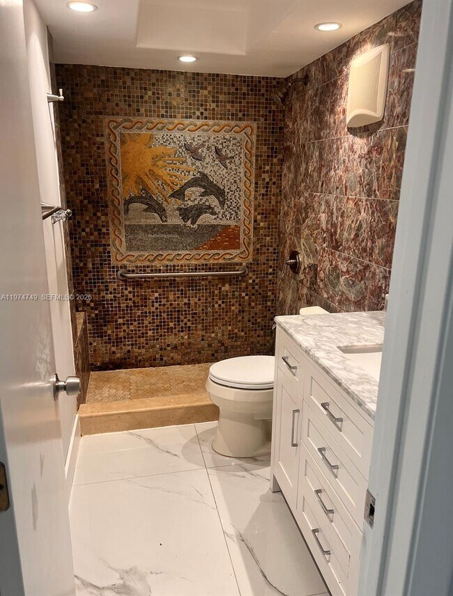 Building Photo - 10525 SW 112th Ave