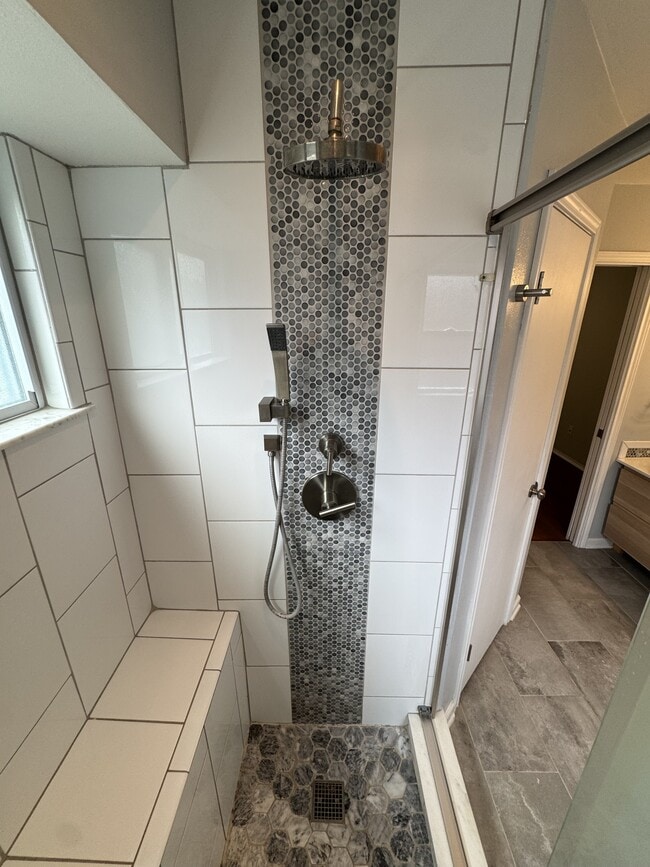 Building Photo - 13815 Stone Hollow