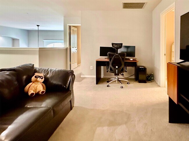 Building Photo - 251 N Maple Glade Cir