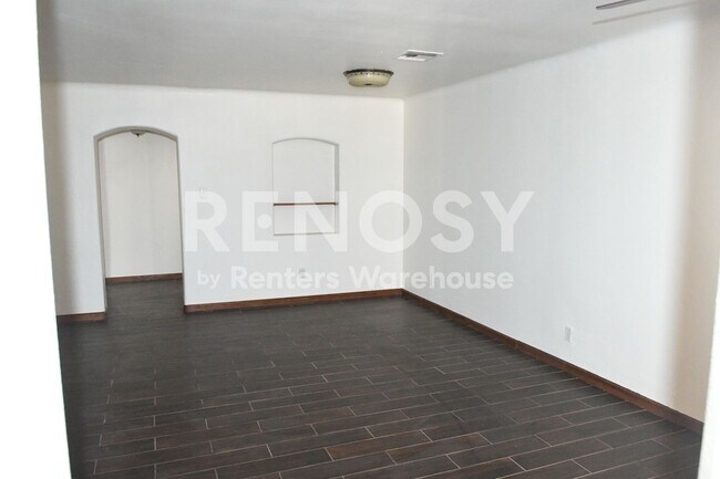 Building Photo - 325 W Highland Ave