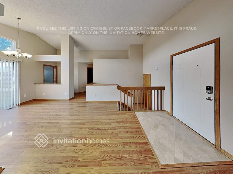 Building Photo - 8736 Greengrass Way