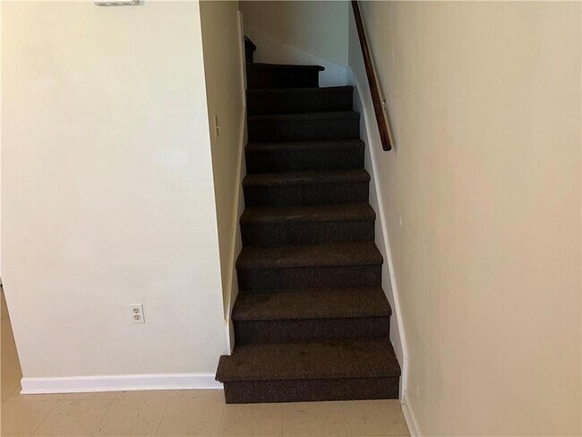 Building Photo - 316 Plantation Dr
