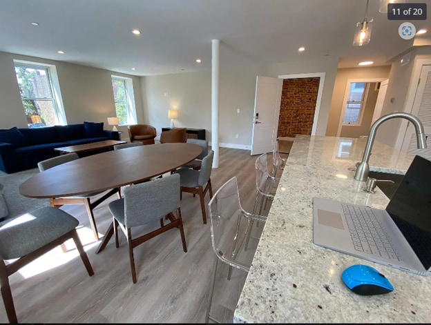 Building Photo - 529 S Bond St