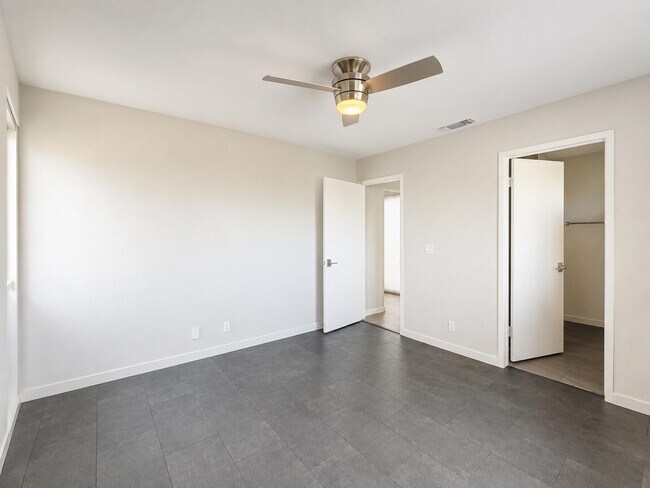 Building Photo - 4 Saturn Cir