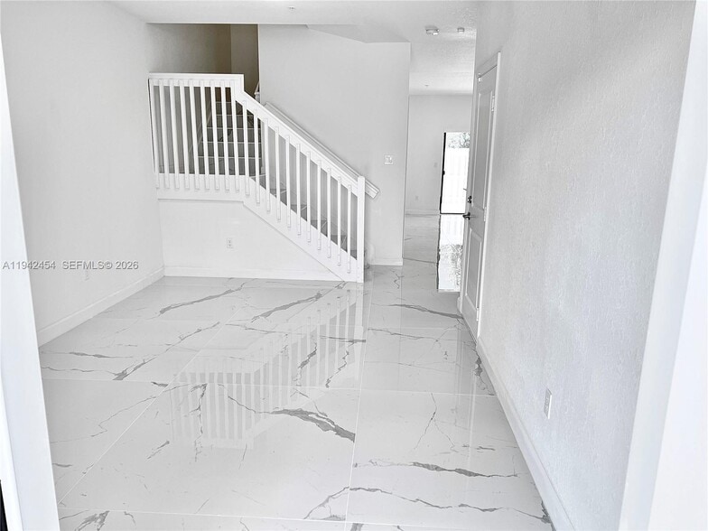 Building Photo - 15903 SW 2nd Pl