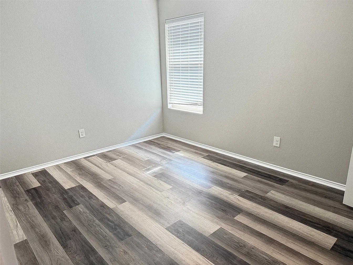 Bedroom 2 - 8833 Quarry Ridge Trl