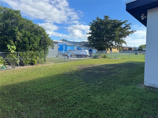 Building Photo - 22105 SW 113th Pl