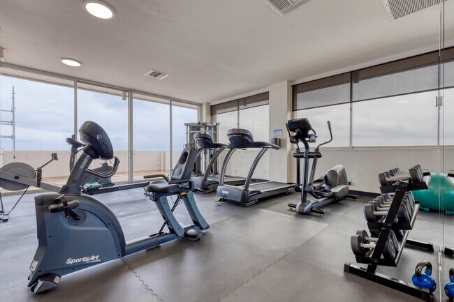 Gym - Community Area on Penthouse Level - 3535 1st Ave