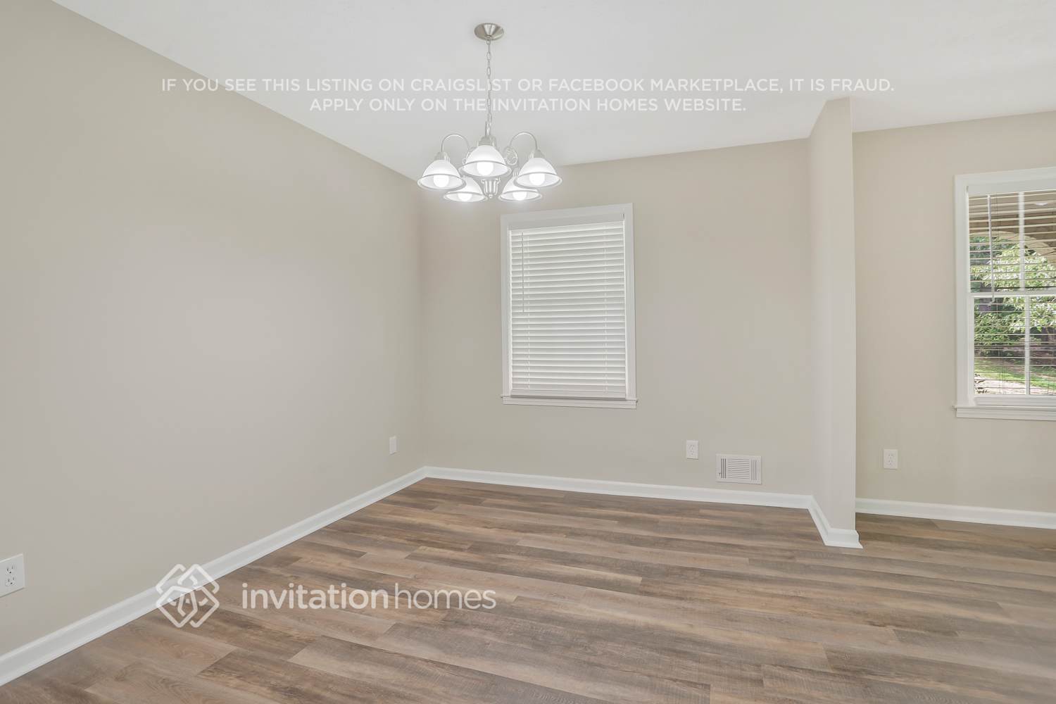 Building Photo - 2907 Barcelona Way