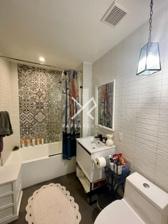 Building Photo - 2 bedroom in BROOKLYN NY 11216