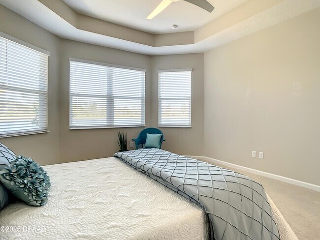 Building Photo - 321 Compass Rose Dr