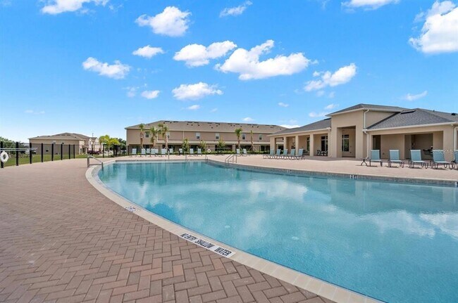 Building Photo - 1535 Lumber Ave