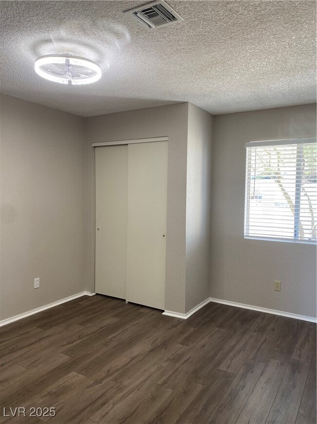 Building Photo - 2160 Highpointe Dr