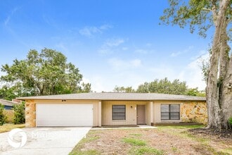 Building Photo - 1103 Briarpark Way