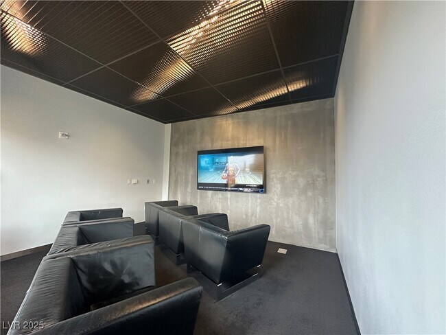 Building Photo - 3722 S Las Vegas Blvd