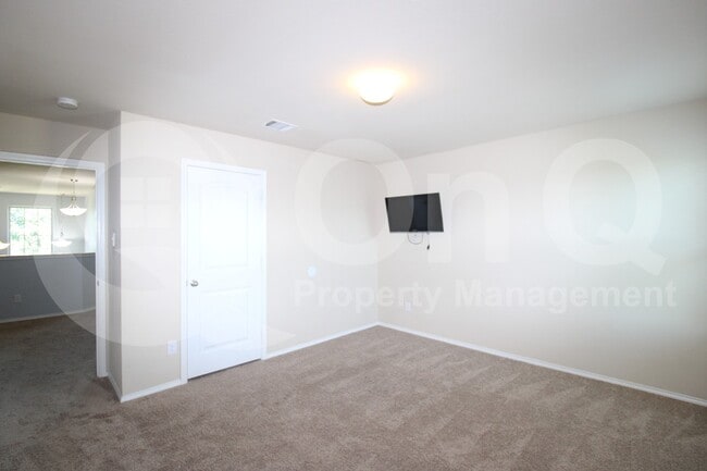 Building Photo - 1115 Quartz Trl
