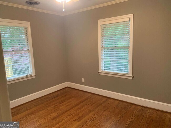 Building Photo - 3543 Simpson Farm Dr SE