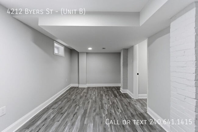 Building Photo - 4212 Byers St