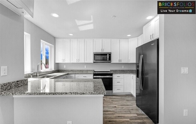 Building Photo - Your Dream Home in Monroe