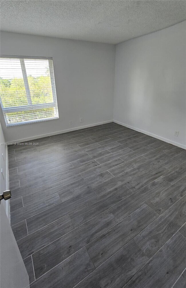 Building Photo - 11110 SW 196th St