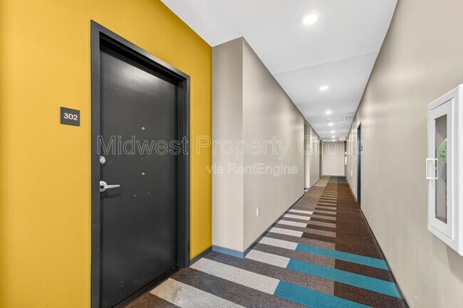 Building Photo - 4100 Lindell Blvd