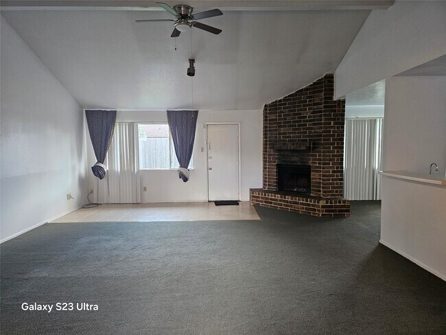 Building Photo - 1322 Fieldstone Dr