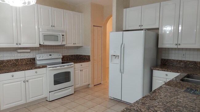Building Photo - 4304 Diamond Row