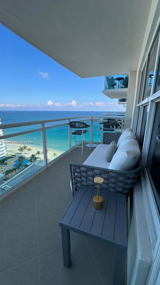 Building Photo - 3900 Galt Ocean Dr