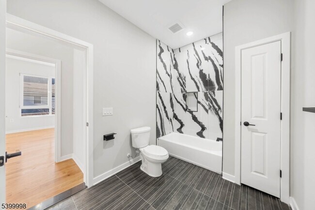 Building Photo - 108 Fleming Ave