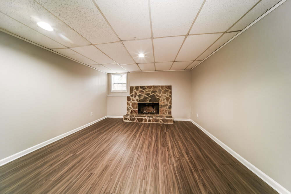 Building Photo - 2232 Doral Ct SW