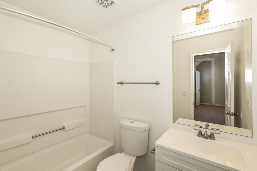 Building Photo - 1306 Pebble Beach Ln