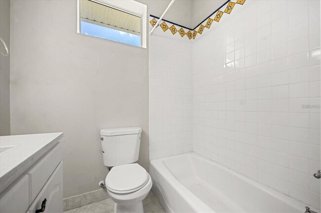 Building Photo - 13848 Vista Del Lago Blvd