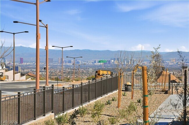 Building Photo - 12460 Kings Crk Pl