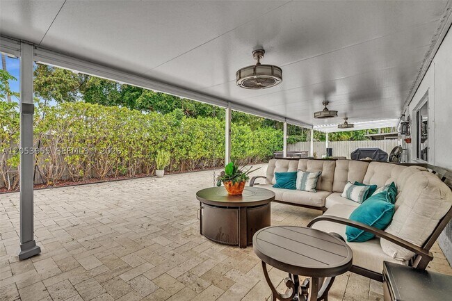 Building Photo - 630 SW 100th Terrace