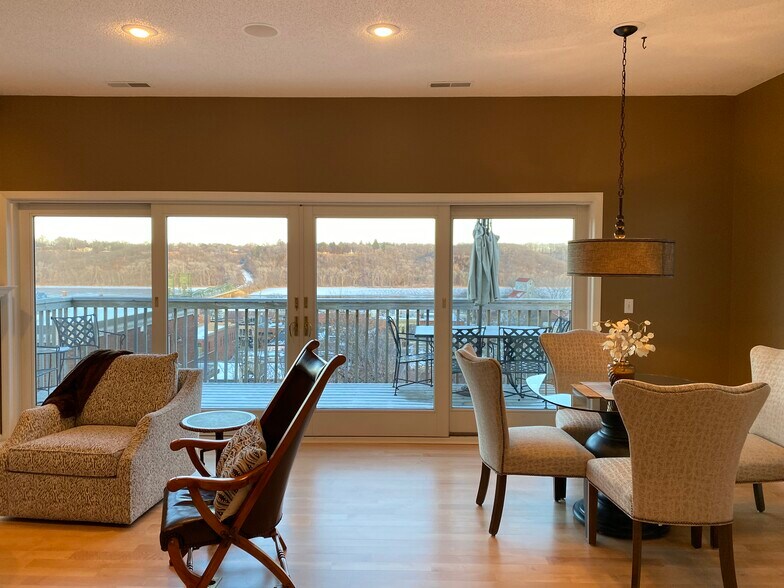 Living & Dining - 311 3rd St S