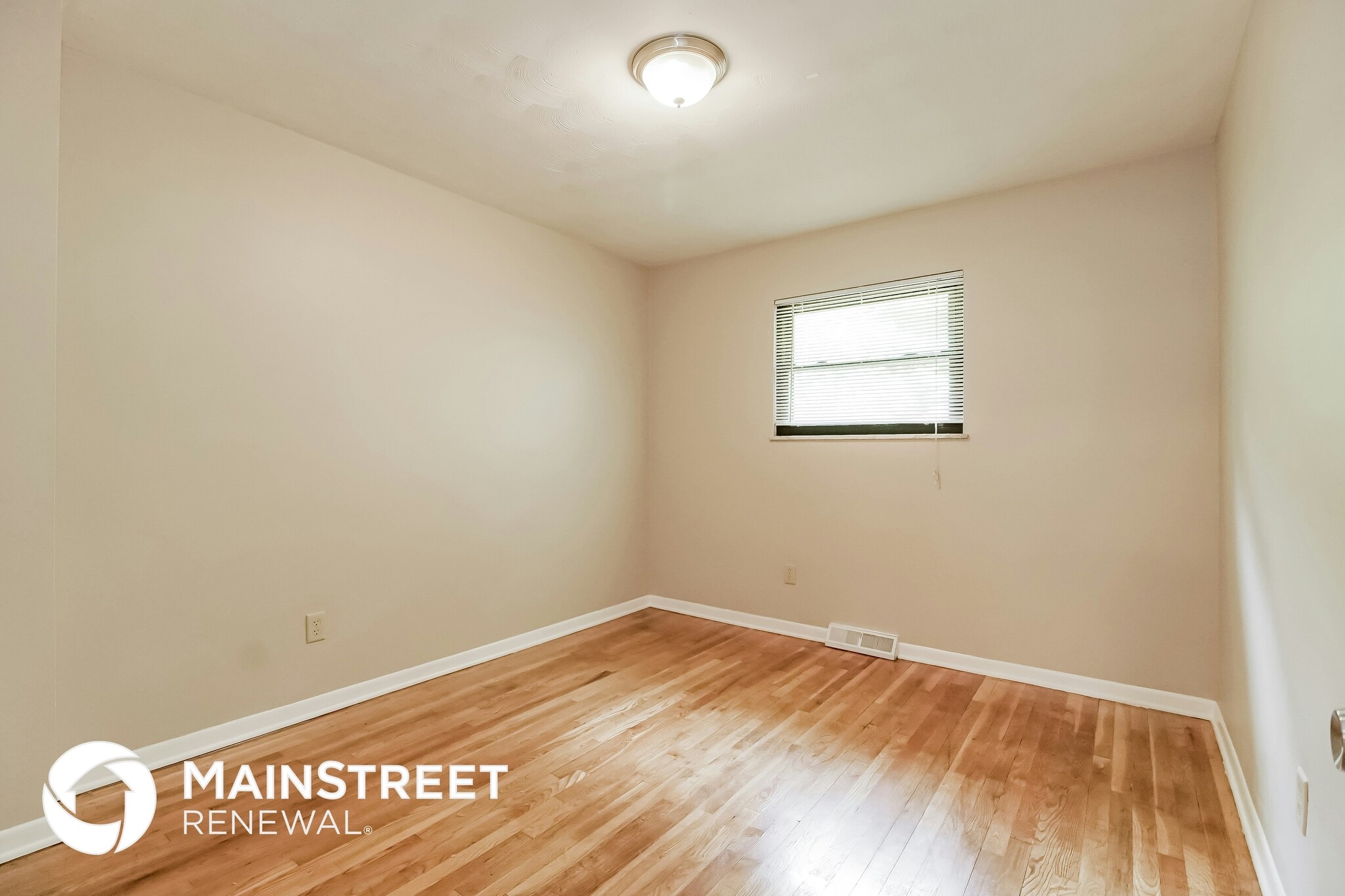 Building Photo - 1889 Birkdale Dr