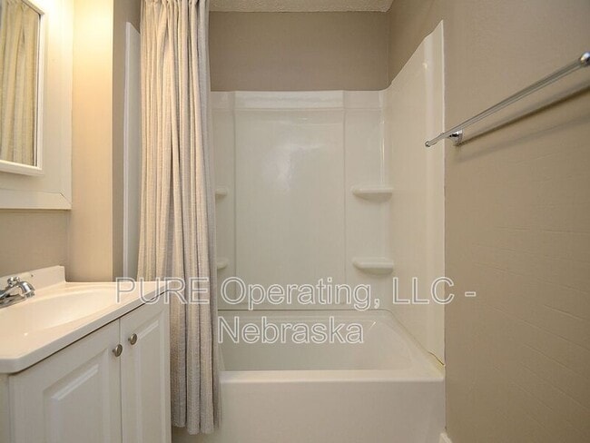 Building Photo - 344 N 36th Ave
