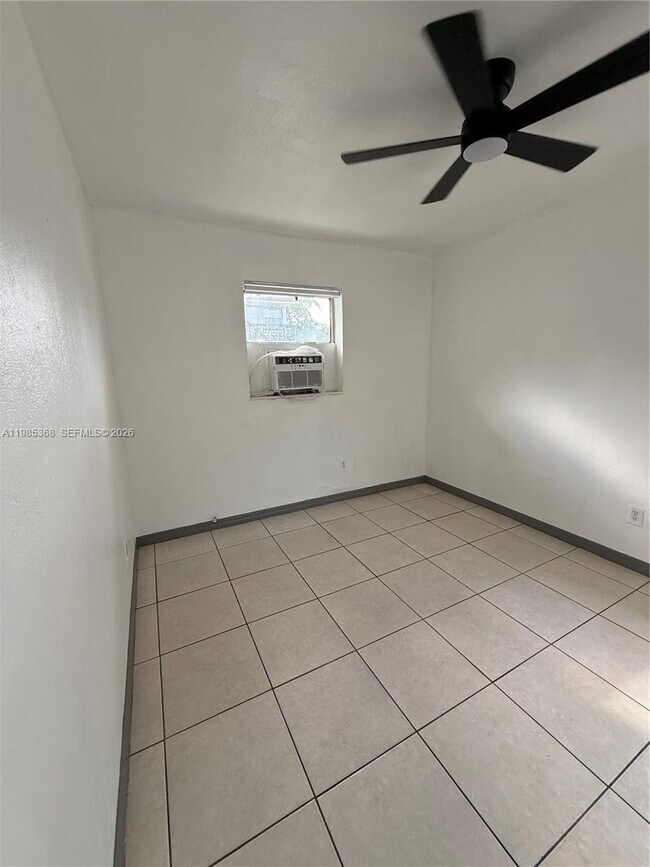 Building Photo - 2216 Fillmore St