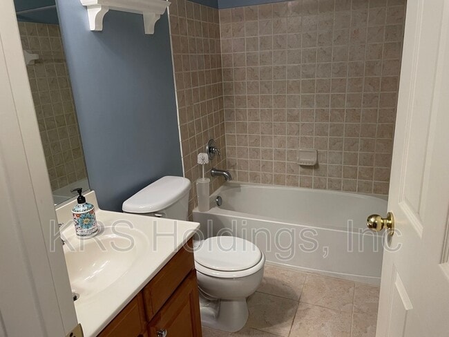 Building Photo - 14217 St Germain Dr