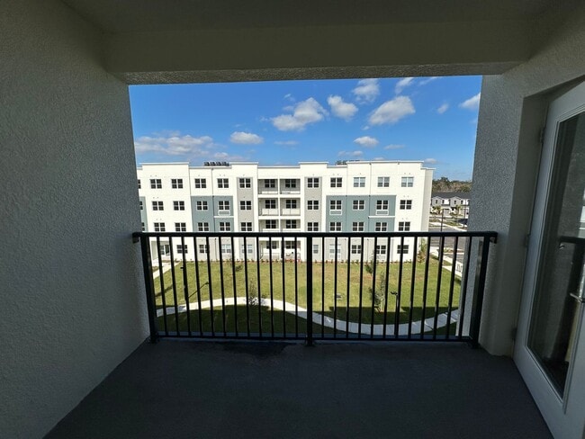 Building Photo - Beautiful 2 Bedroom, 2 Bathroom Apartment in Prime Orlando Location – 1 Month Free!