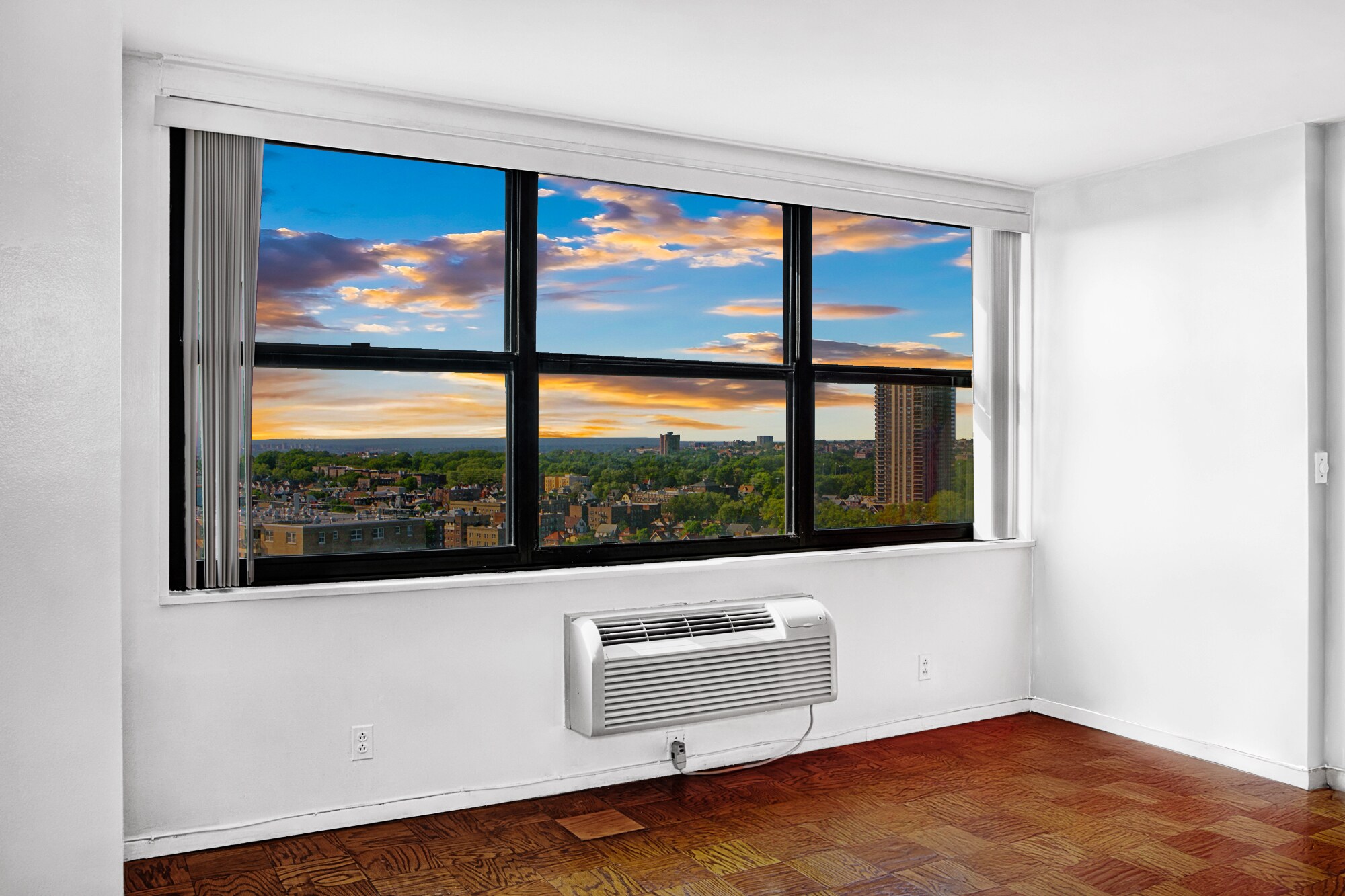 Views from 38A - 7004 Boulevard E