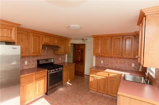 Stainless Appliances - 647 Frenchtown Rd