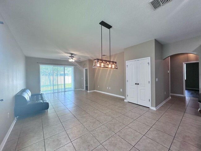 Building Photo - 15247 Montesino Dr