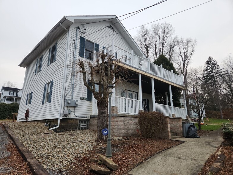 Building Photo - 1126 Walnut St