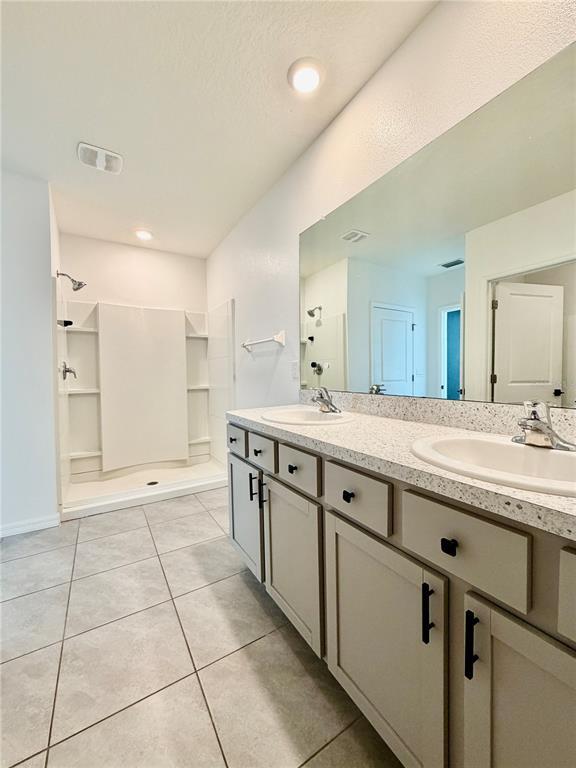 Building Photo - 34110 Jasper Stone Dr