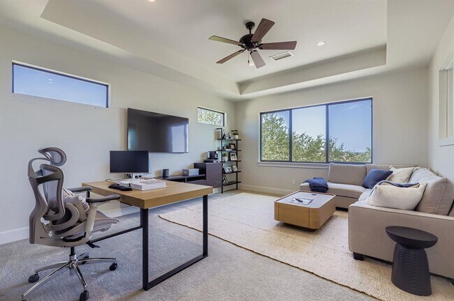 Building Photo - 15104 Barrie Dr