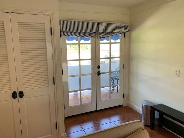 French doors leading to balcony - 344 S La Peer Dr